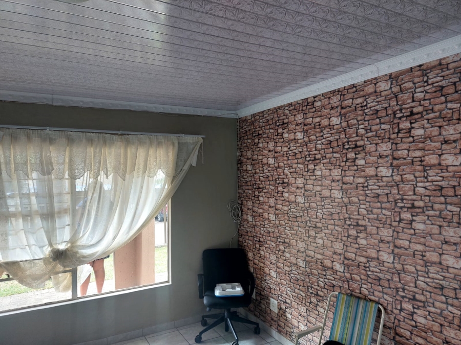 3 Bedroom Property for Sale in Geelhoutpark North West